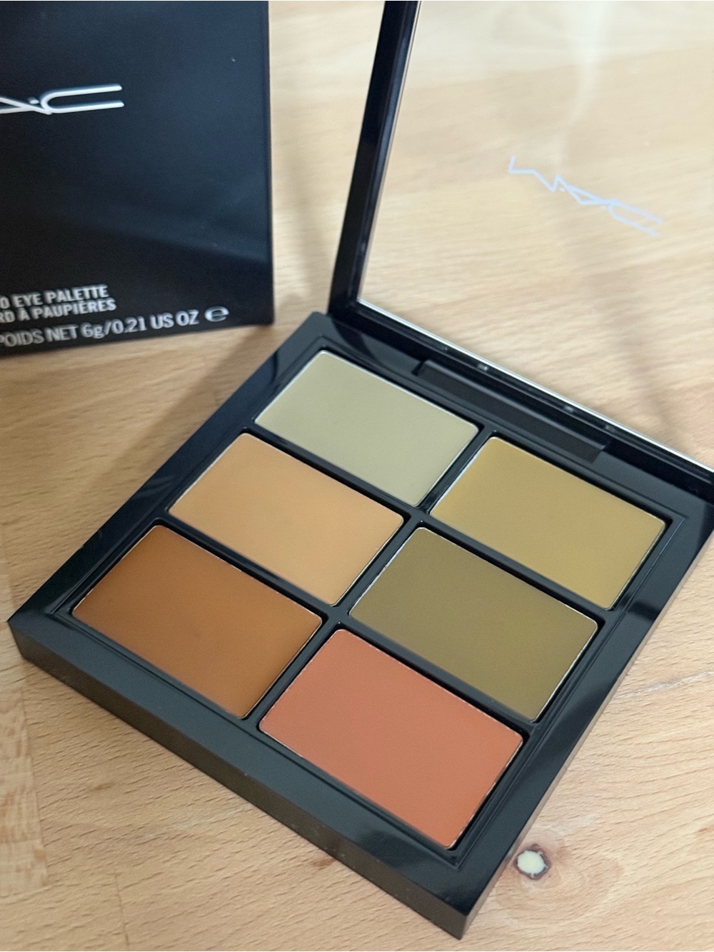 MAC Cosmetics Pro Eye Palette : The social climber